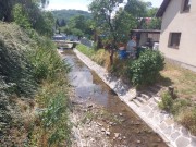 Zeď u Držkovského potoka poškozenou povodněmi obnovily Lesy ČR